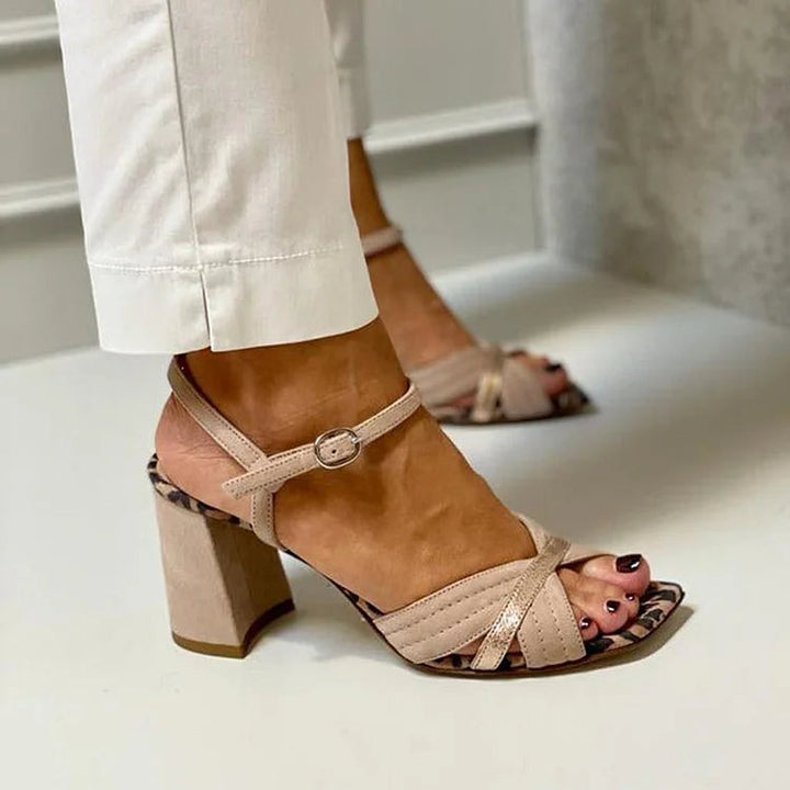 Sandals with Crossed Straps and Heels