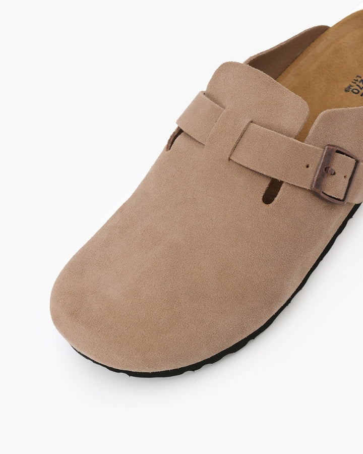 Stare zamszowe buty