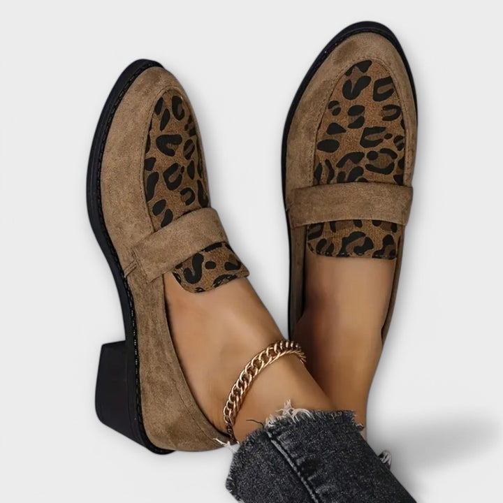 Eleganckie damskie buty w leoparda