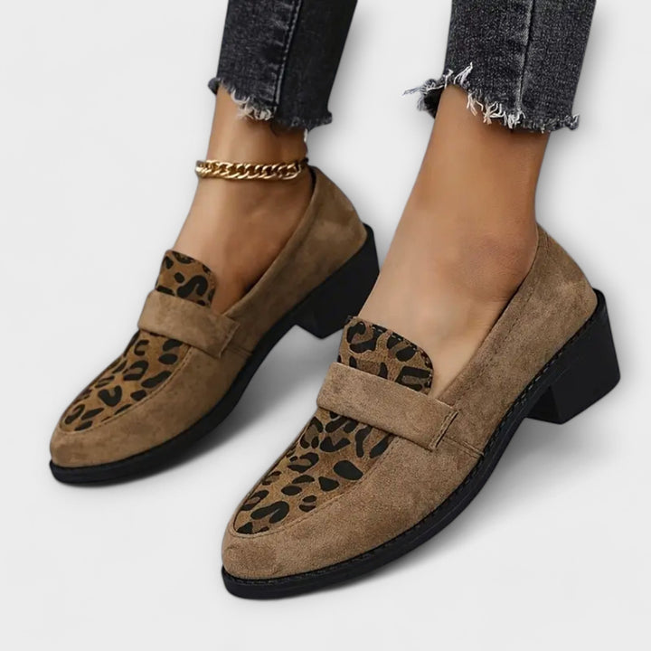 Eleganckie damskie buty w leoparda