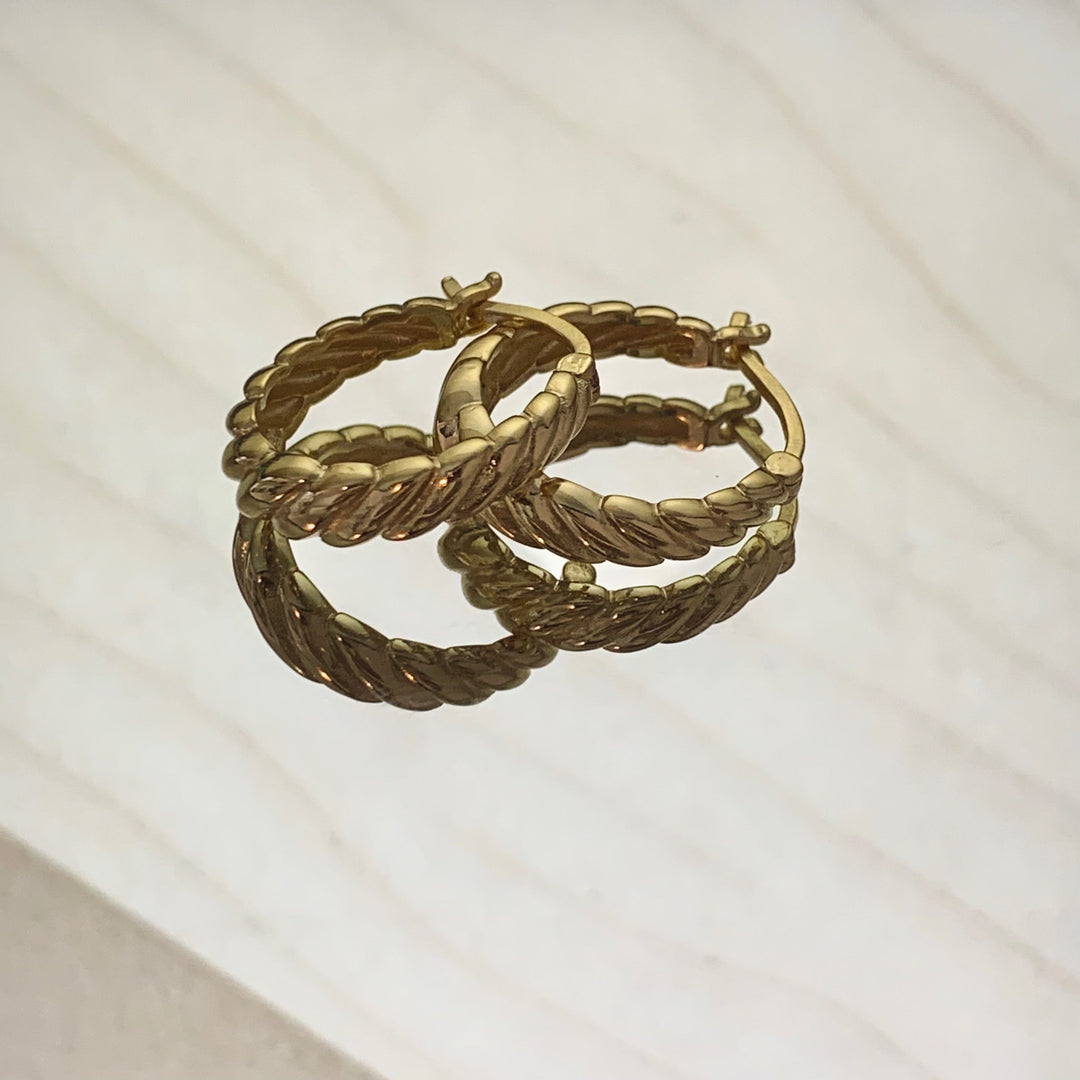 Stylowe Kolczyki Twist