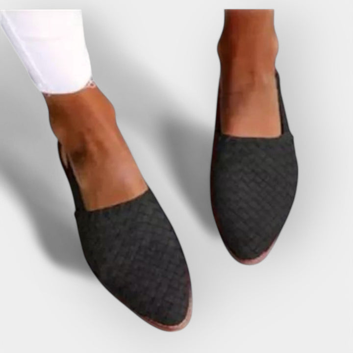 Ręcznie robione sandały o minimalistycznym designie