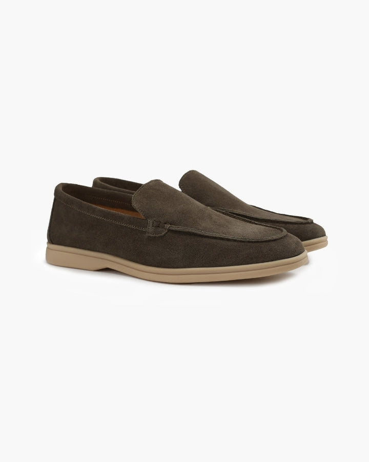 Luksusowe zamszowe loafersy